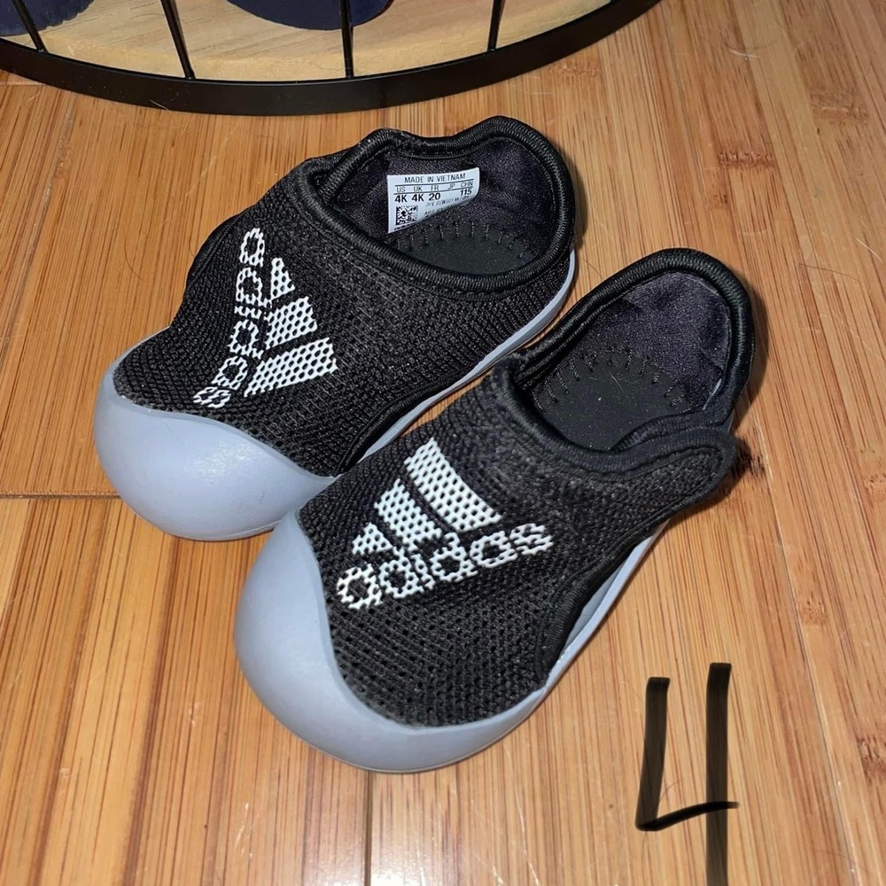 Adidas toddler shoe